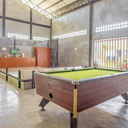 Oyo 585 Freedom Hostel @ Phi Phi Екстериор снимка