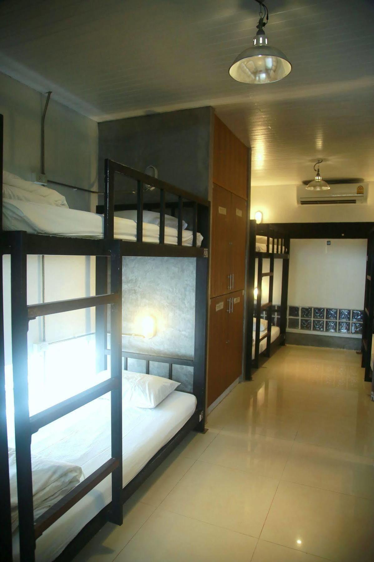 Oyo 585 Freedom Hostel @ Phi Phi Екстериор снимка
