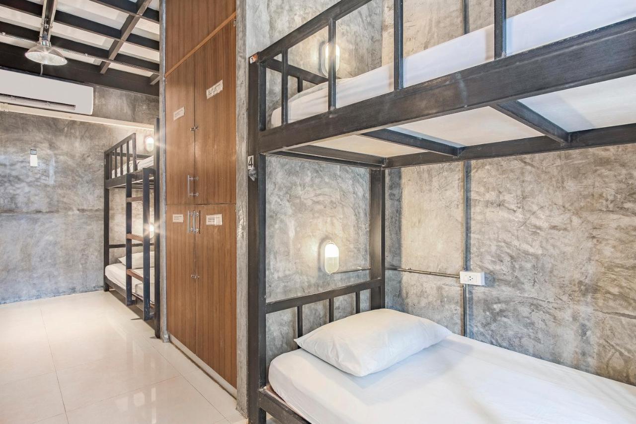 Oyo 585 Freedom Hostel @ Phi Phi Екстериор снимка
