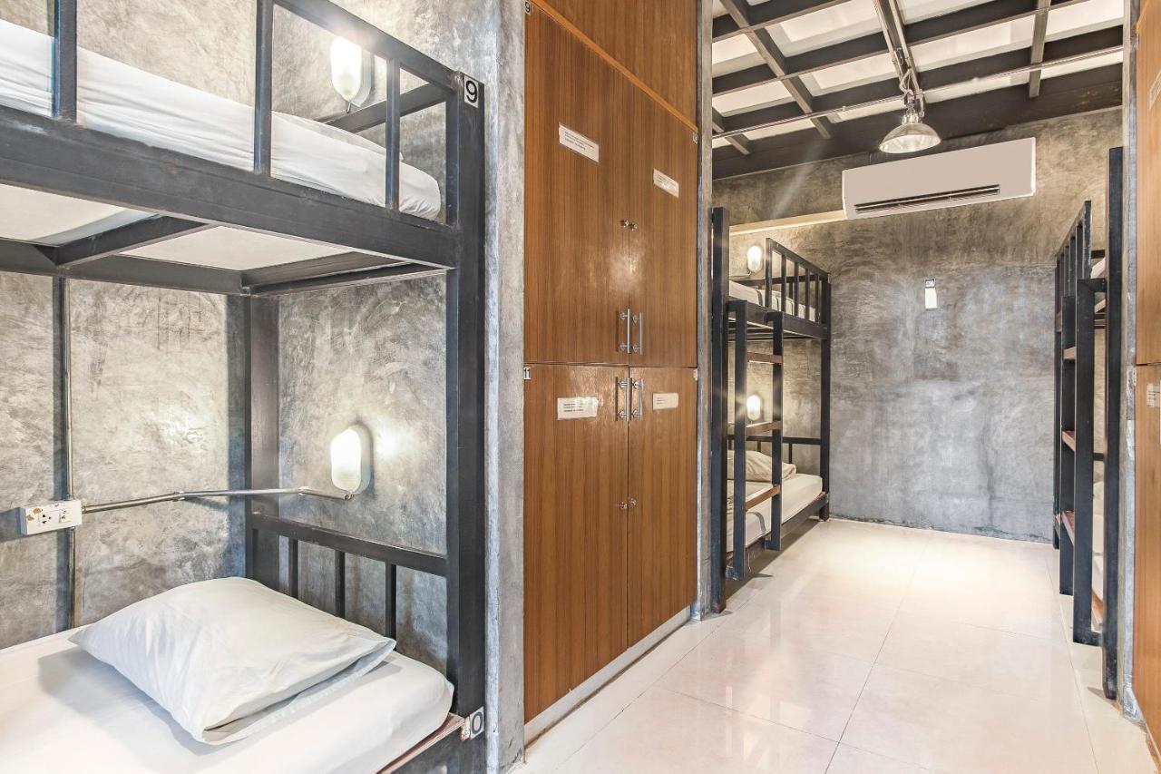 Oyo 585 Freedom Hostel @ Phi Phi Екстериор снимка